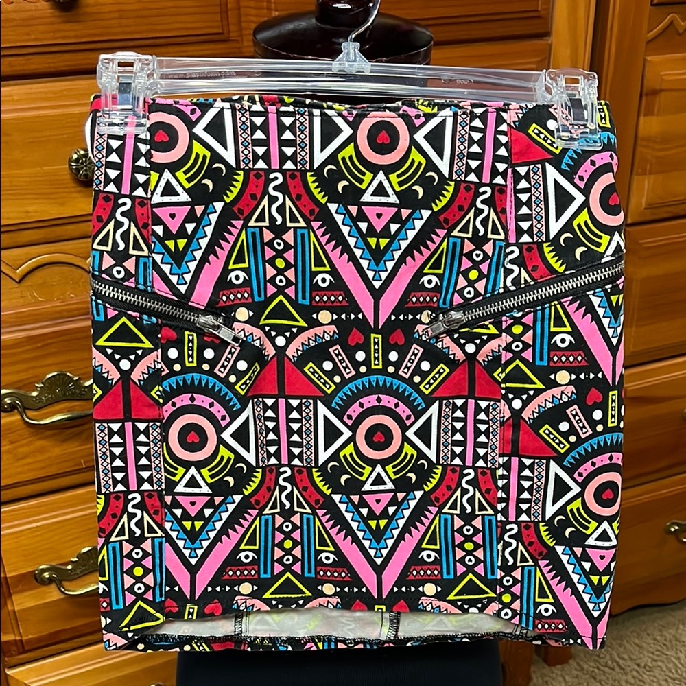 Divided Geometric Mini Skirt - Pink, Black, Yellow